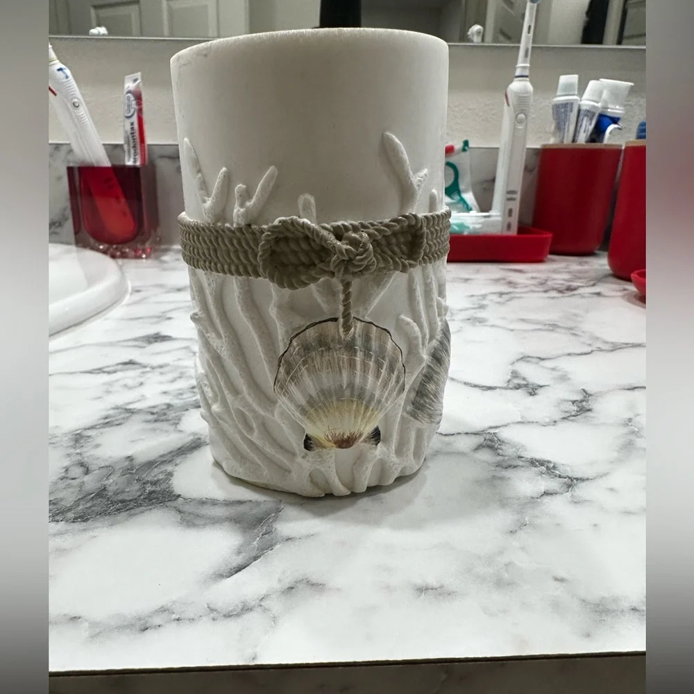 Beach Themed Bathroom Toothbrush Holder
